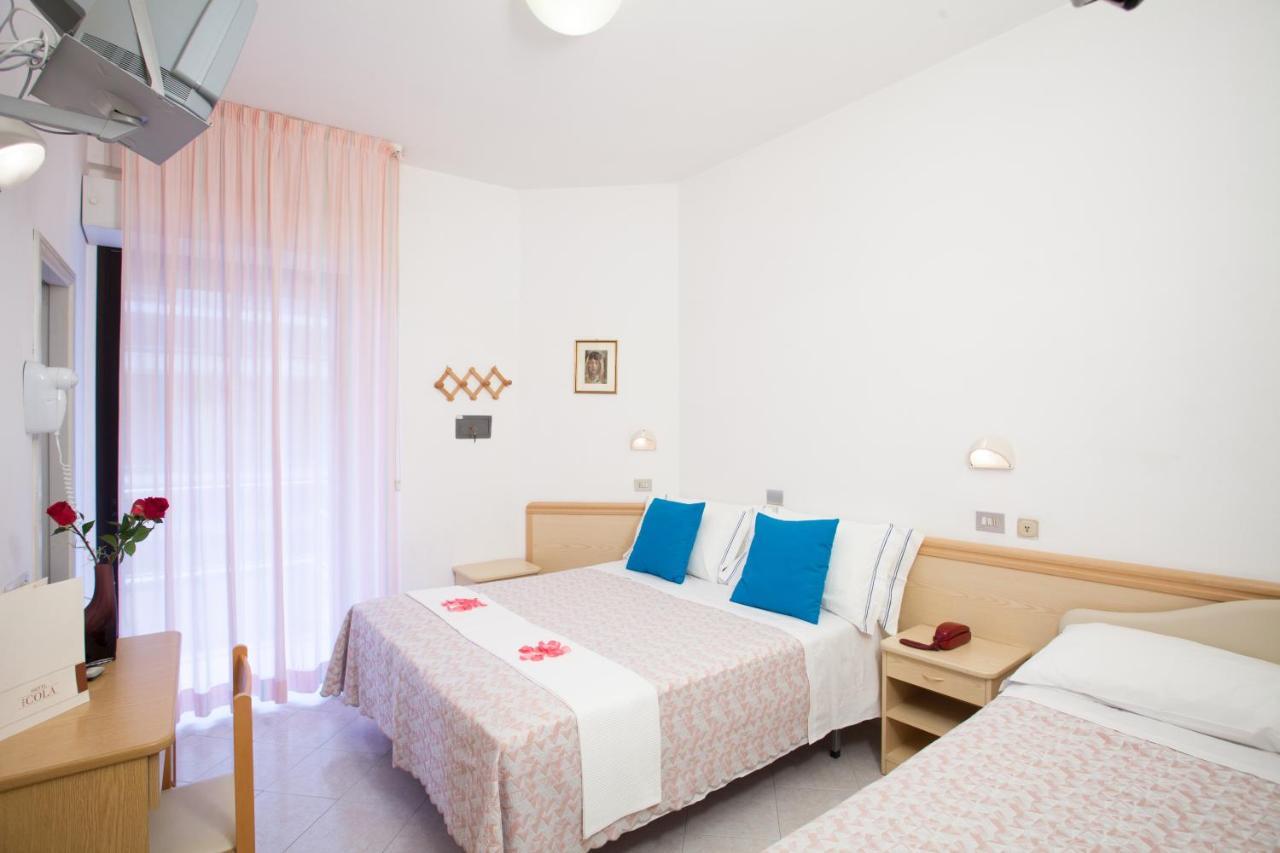 Hotel Cola Frontemare Bellaria – Igea Marina Kültér fotó
