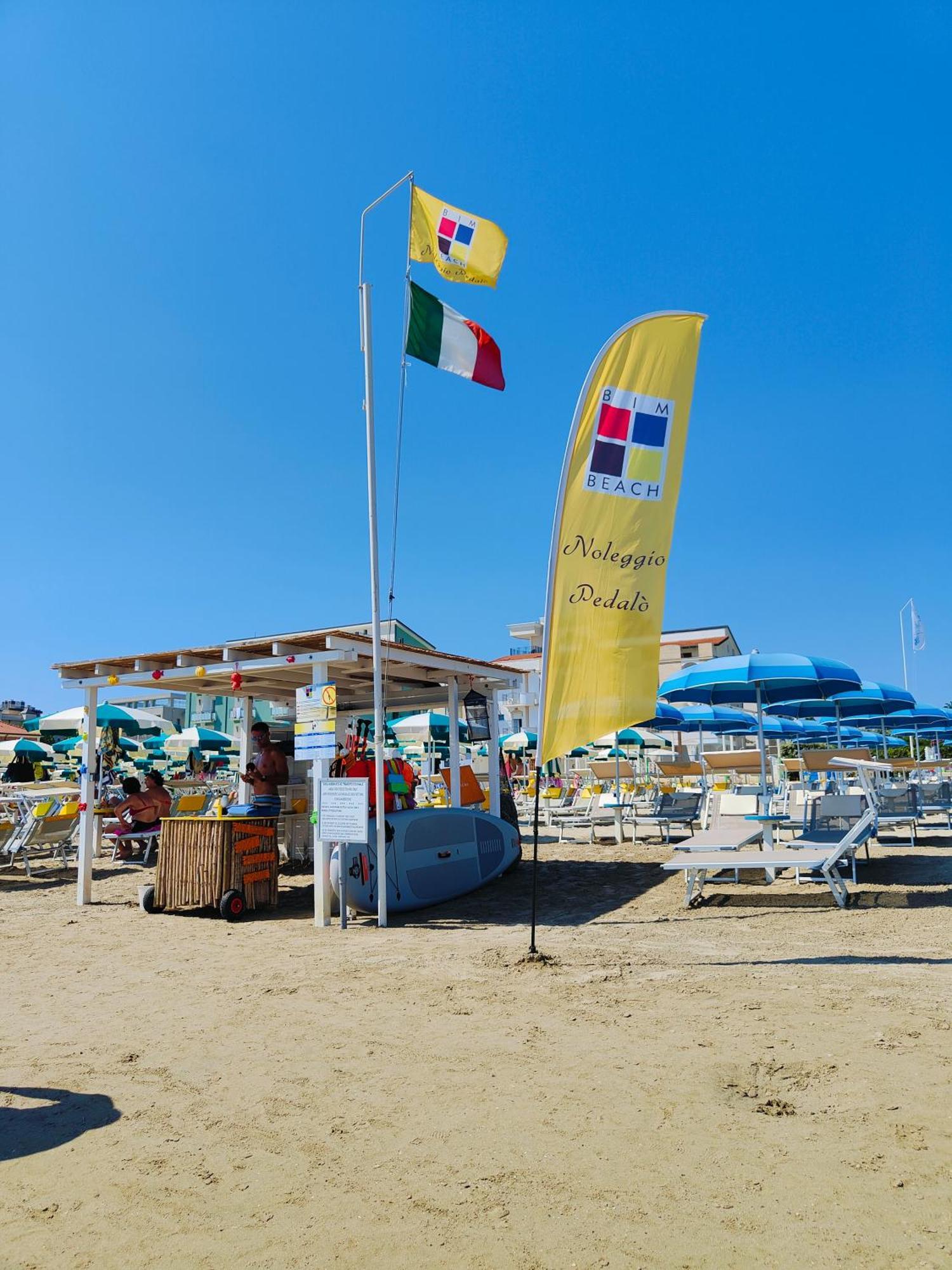 Hotel Cola Frontemare Bellaria – Igea Marina Kültér fotó