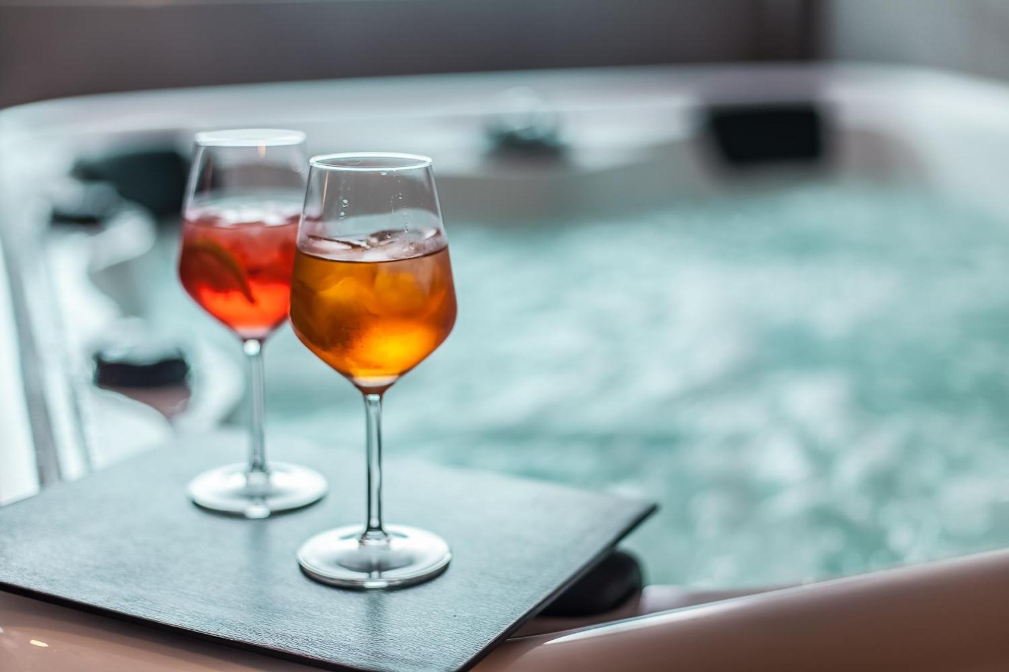 Hotel Cola Frontemare Bellaria – Igea Marina Kültér fotó